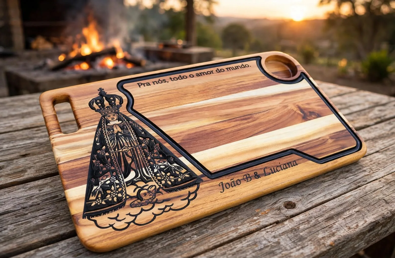 Tábua Personalizada para churrasco com logo da Nossa Senhora de Aparecida
